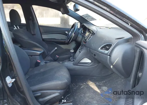 2014 Dodge Dart Sxt z USA, uszkodzony, nr VIN 1C3CDFBB0ED919780